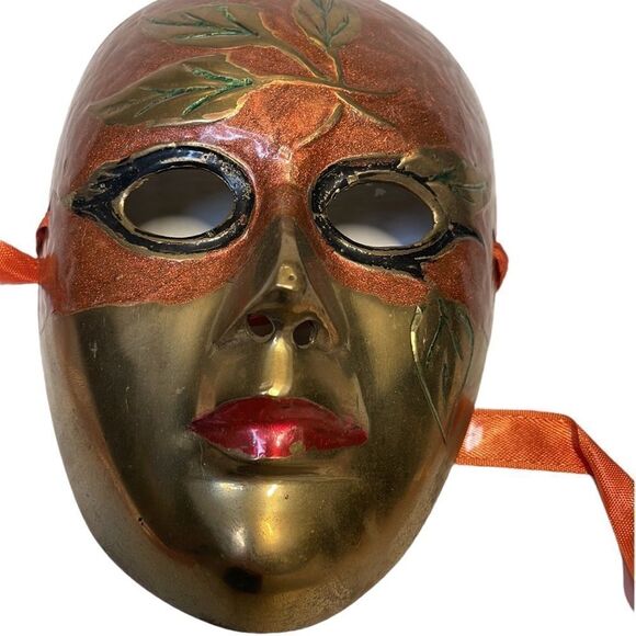 Festive solid brass mask. - Picture 2 of 6